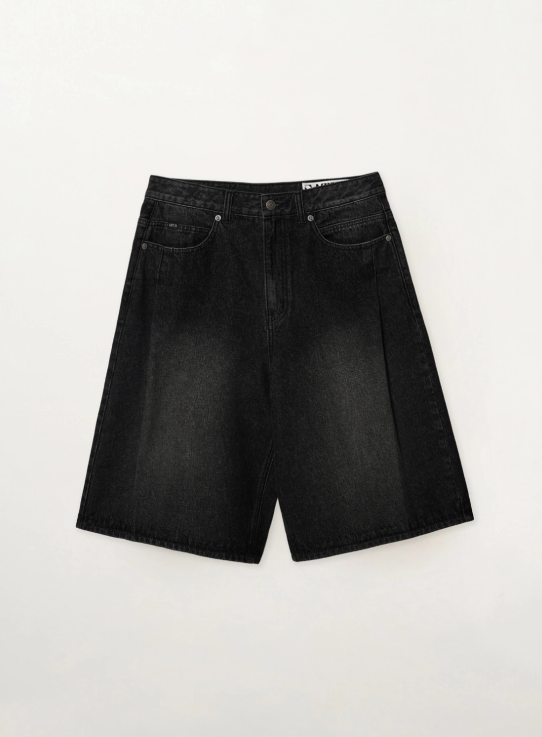 세터 Pleats Bermuda Washed Denim Shorts - Black 상품 이미지 1