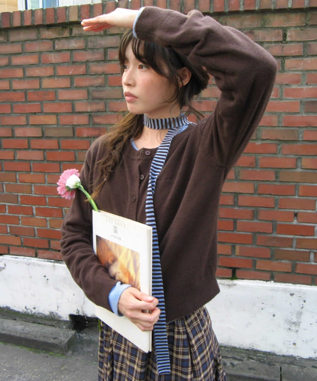 론론 BASIC WOOL ARCHIVE CARDIGAN BROWN 상품 이미지 1