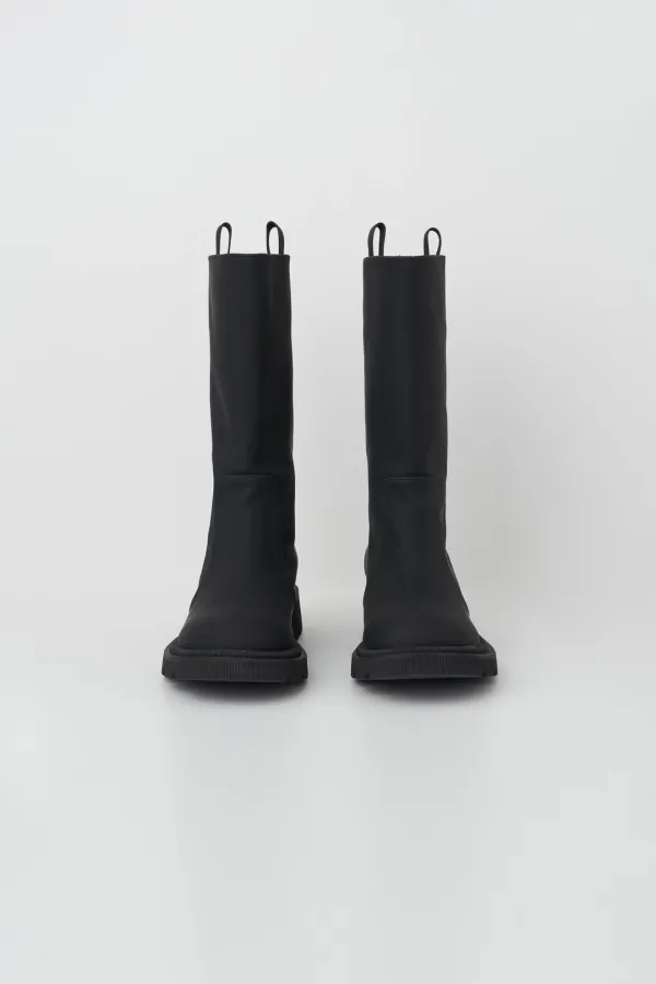 arch rain boots (black)