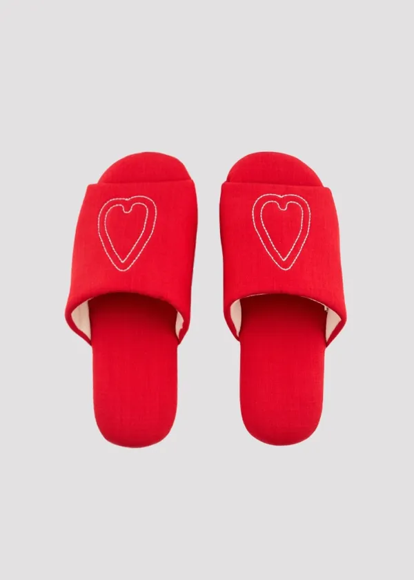 ROOM SHOES HEART RED