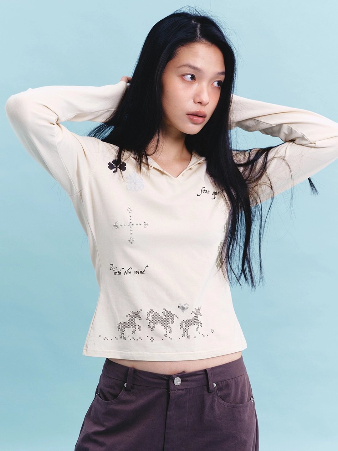 마가린핑거스 UNICORN CLOVER HOODED T-SHIRT (BEIGE) 상품 이미지 2