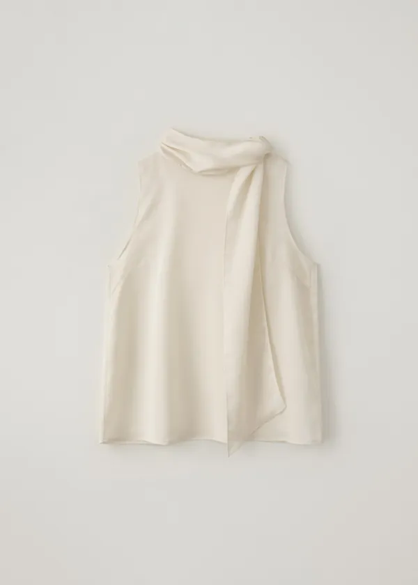 Curve scarf halter blouse (cream)