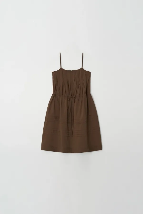 Pin-tuck Detail Dress (brown)