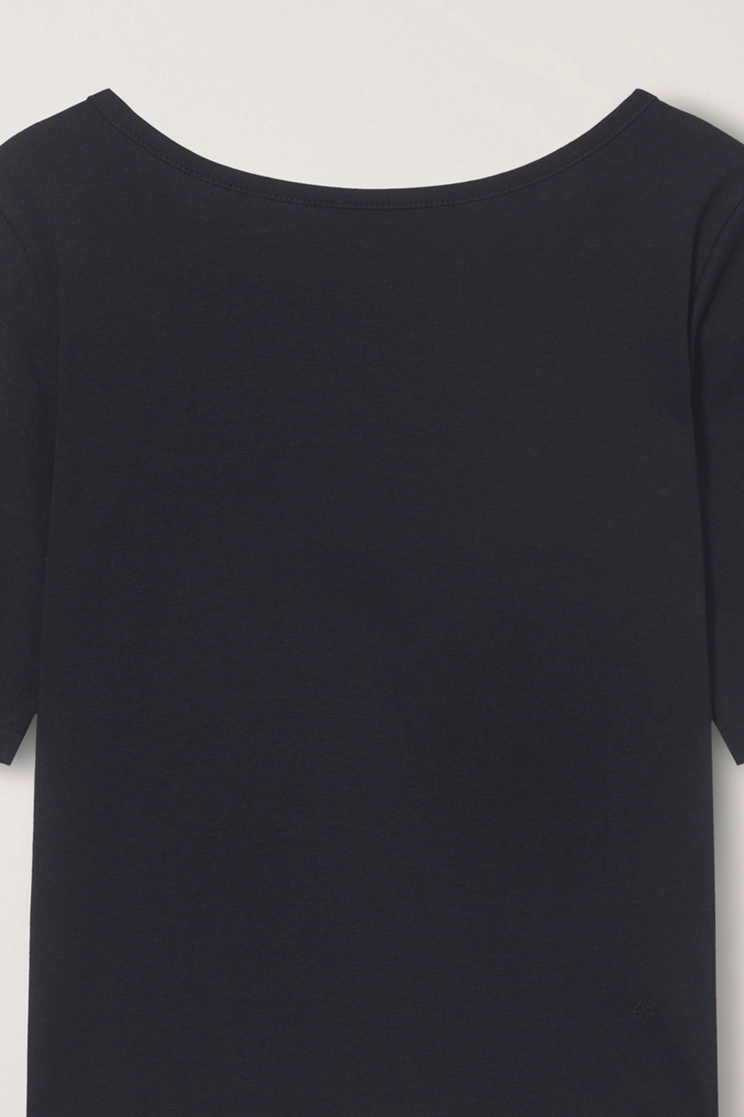던스트 ESSENTIAL BOAT NECK T-SHIRT BLACK_UDTS6B227BK 상품 이미지 2