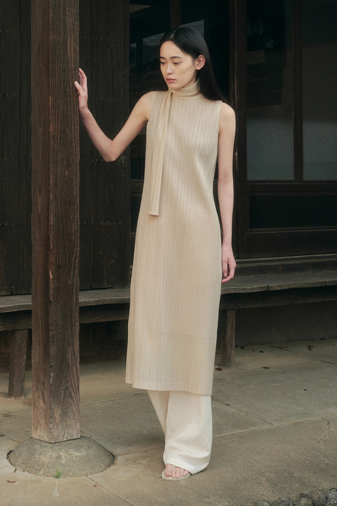 세이지먼트 SION PLEATED SLEEVELESS LONG DRESS_CREAM 상품 이미지 2