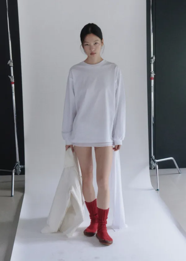 [ 바로배송 ] HWI LOGO LONG SLEEVE [PIGMENT WHITE]