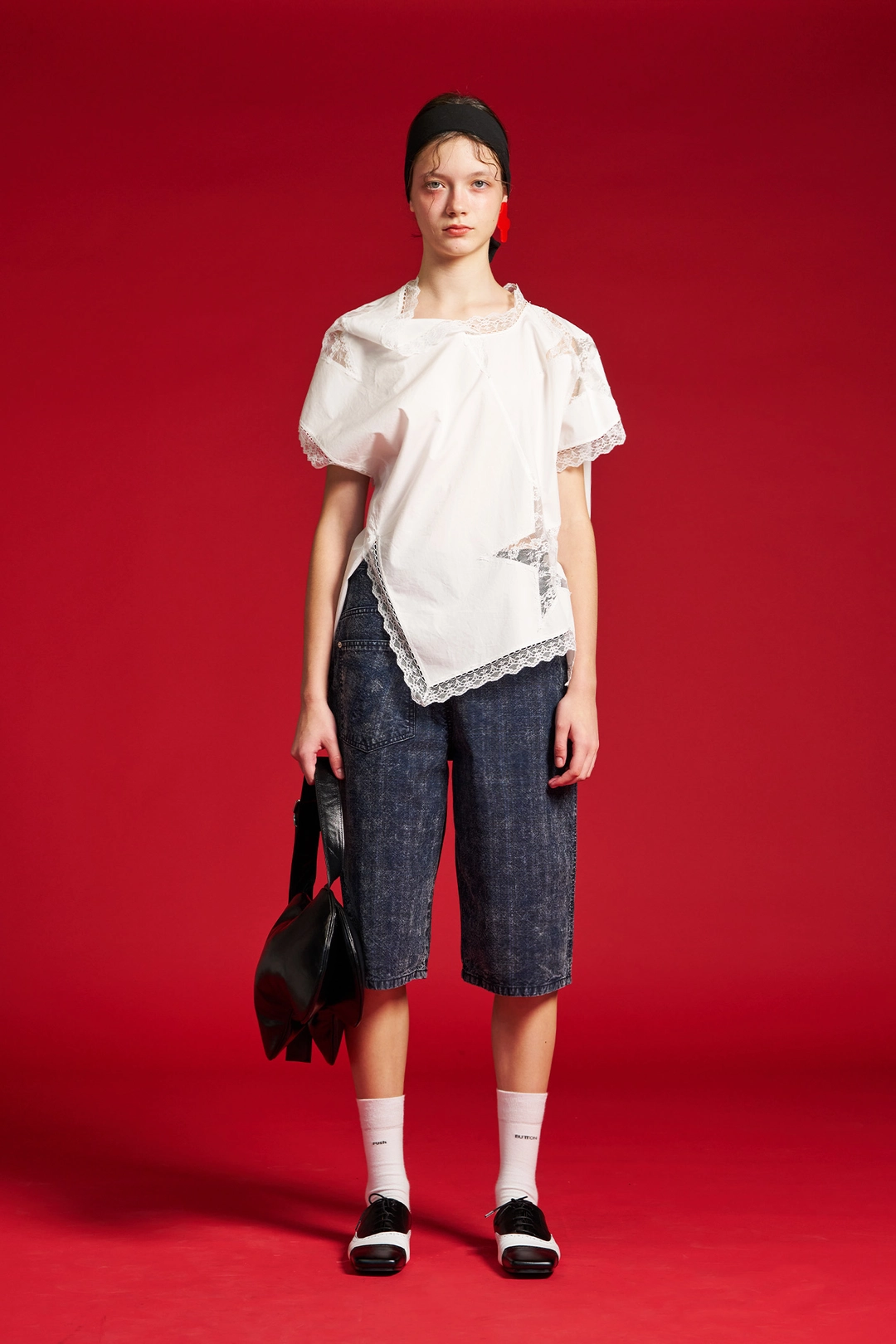 푸쉬버튼 SS26 BLUE TWISTED DETAIL BERMUDA PANTS 상품 이미지 2
