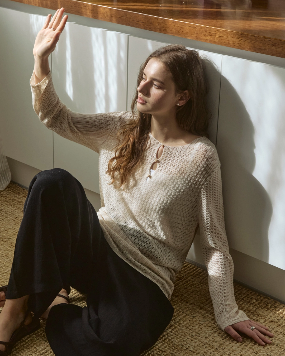 어다울 Three button net see through knit - natural 상품 이미지 2