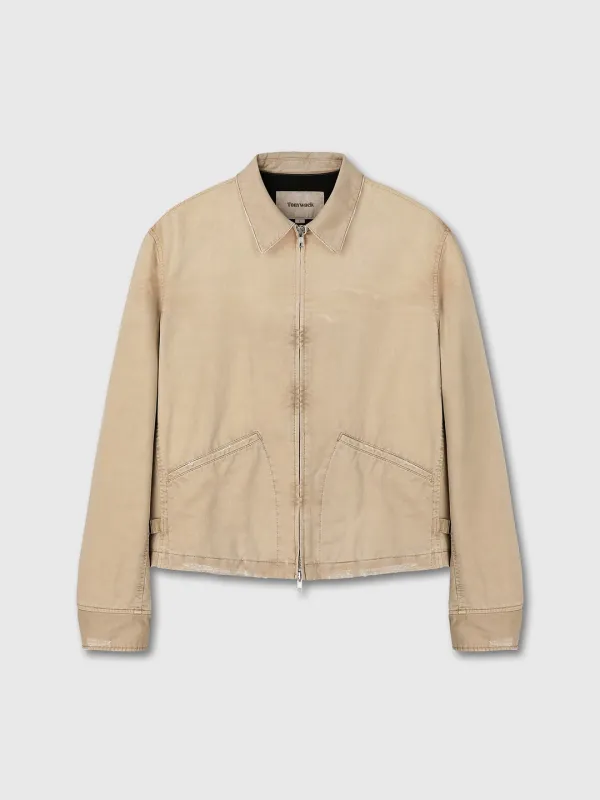 GARMENT-DYED COTTON DISTRESSED MECHANIC JACKET_ FADED BEIGE