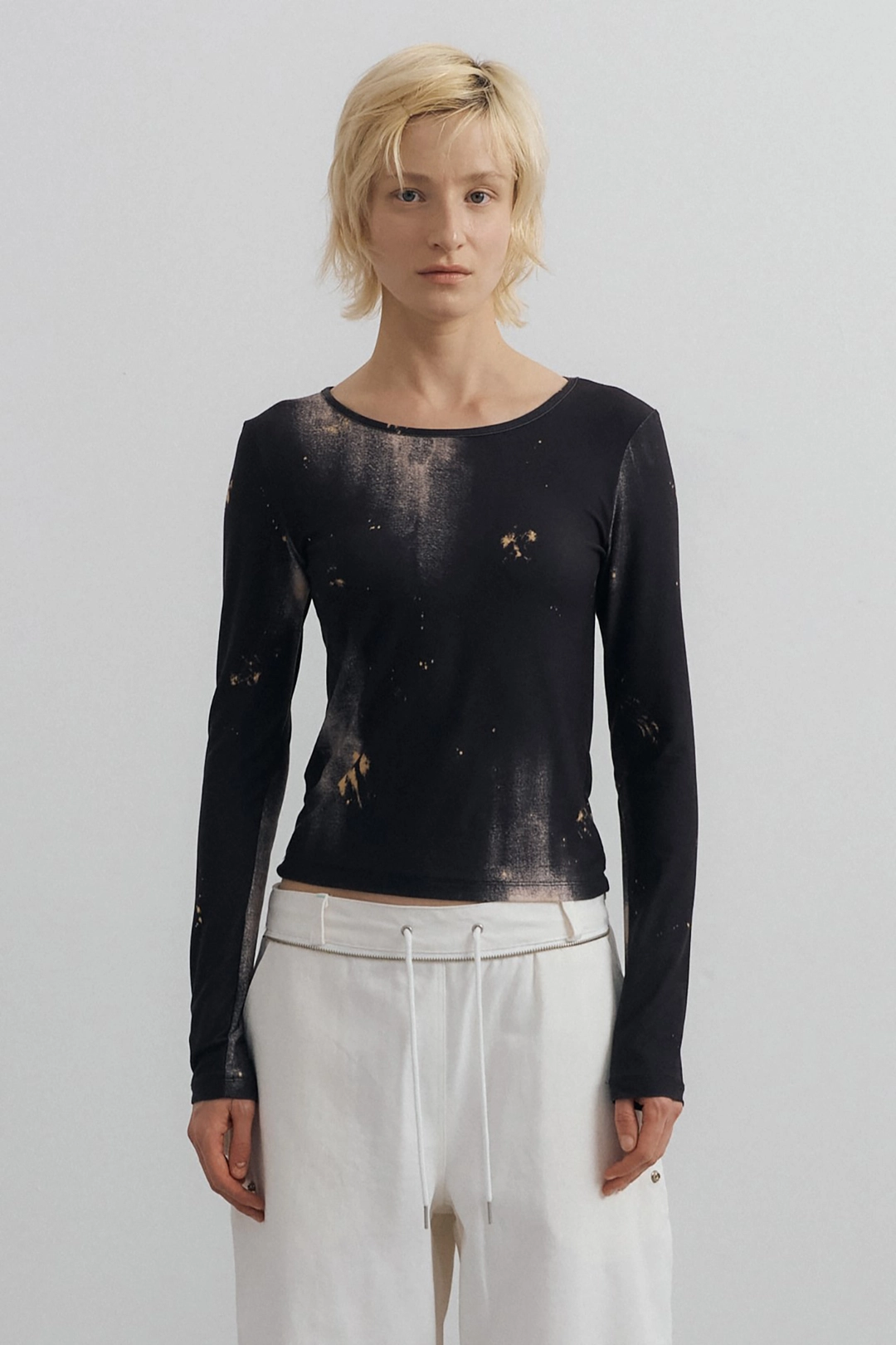 포지프레클즈 Painting Slim Top_Washed Black 상품 이미지 1