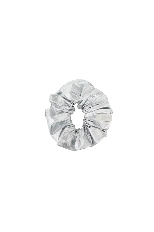 Piv\'vee Glossy Scrunchie (space silver)