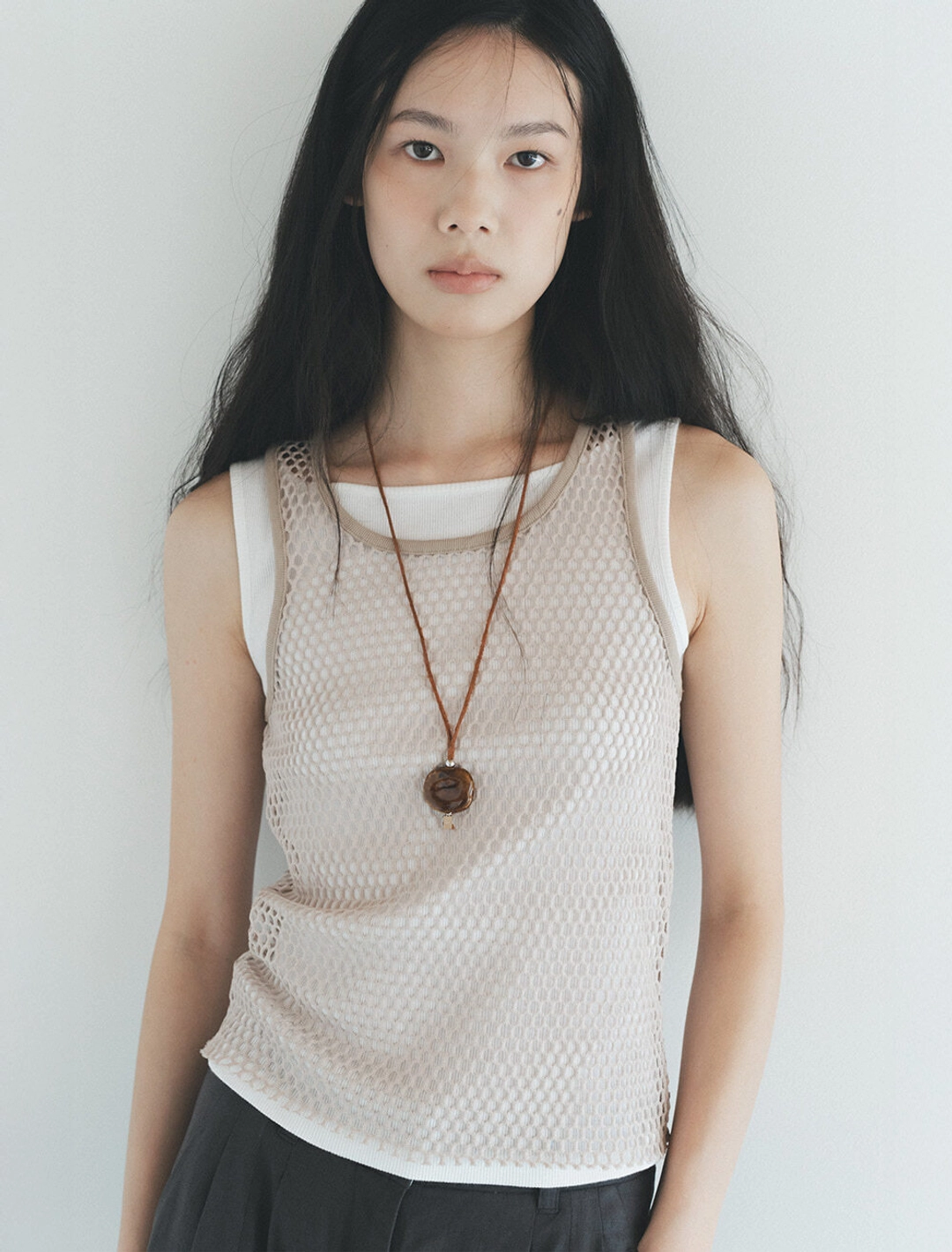 솔티페블 NET LAYERED SLEEVELESS TOP [BEIGE] 상품 이미지 2