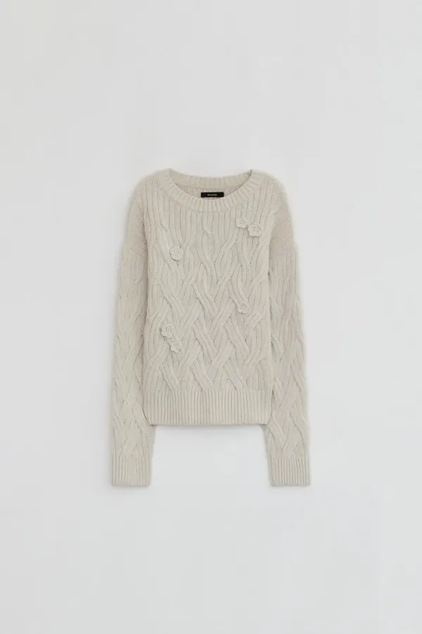 CABLE APPLIQUE KNIT