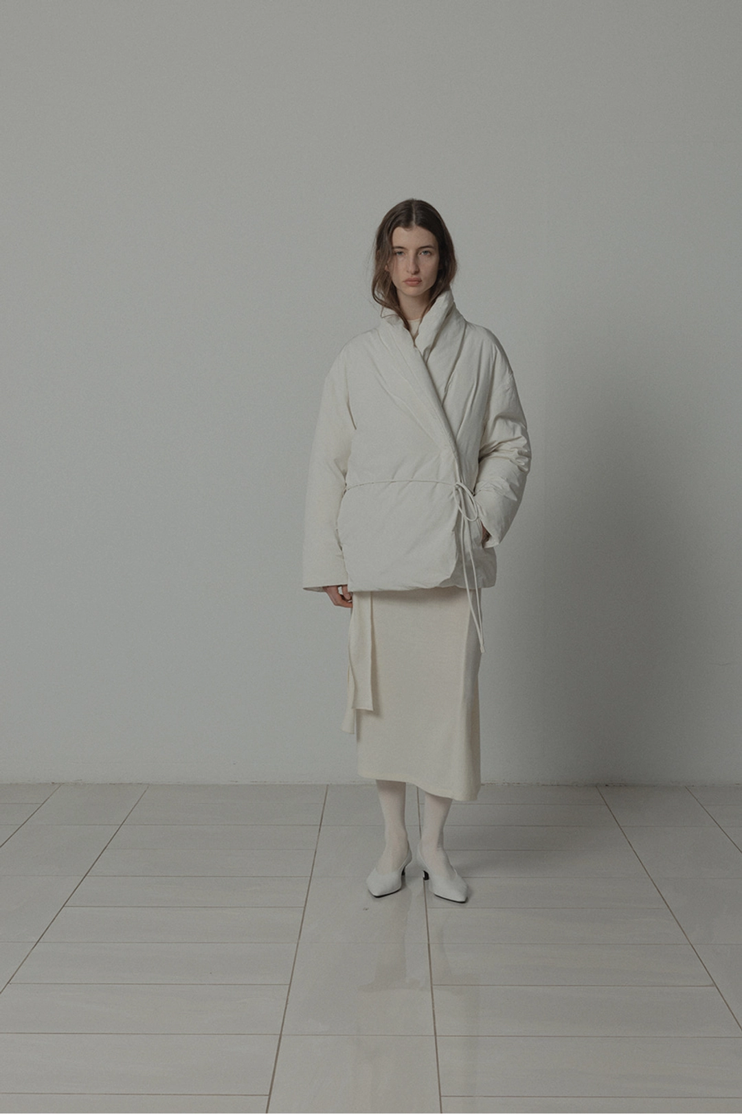 르917 26 SHAWL COLLAR GOOSE DOWN JACKET [IVORY] 상품 이미지 2