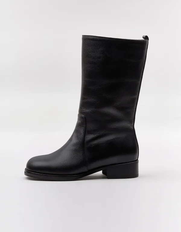 Calf Classic Middle Boots (Black)