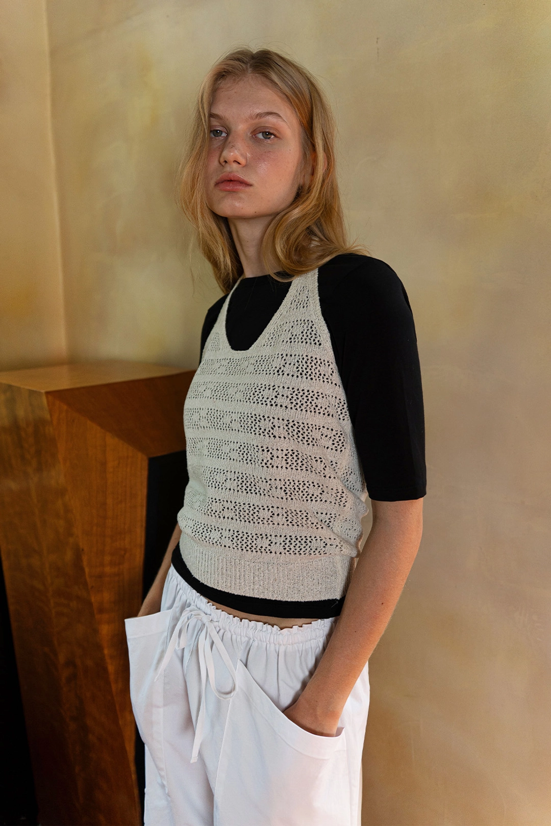 위드아웃썸머 Back scoop t-shirt_black 상품 이미지 2
