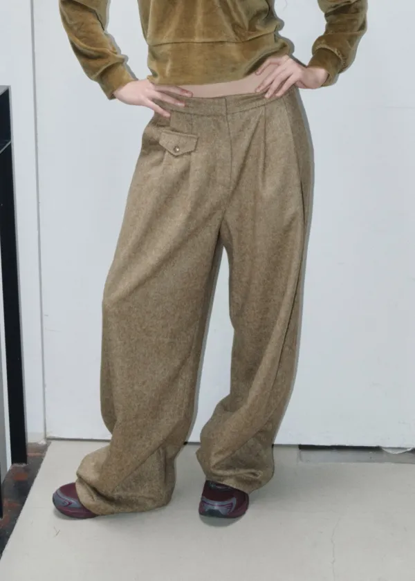 NOTCH POCKET TROUSERS [KHAKI]