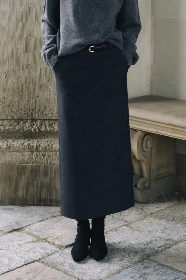 Slant Pocket H-Line Maxi Skirt [LMBFWISK425]-Deep Charcoal
