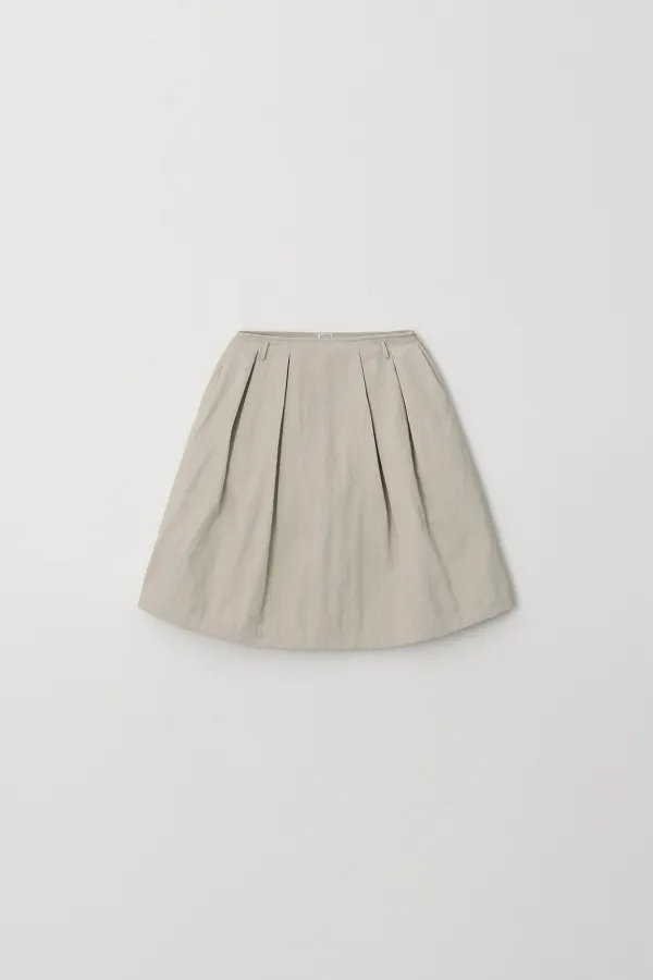 Box Pleat Skirt (beige)