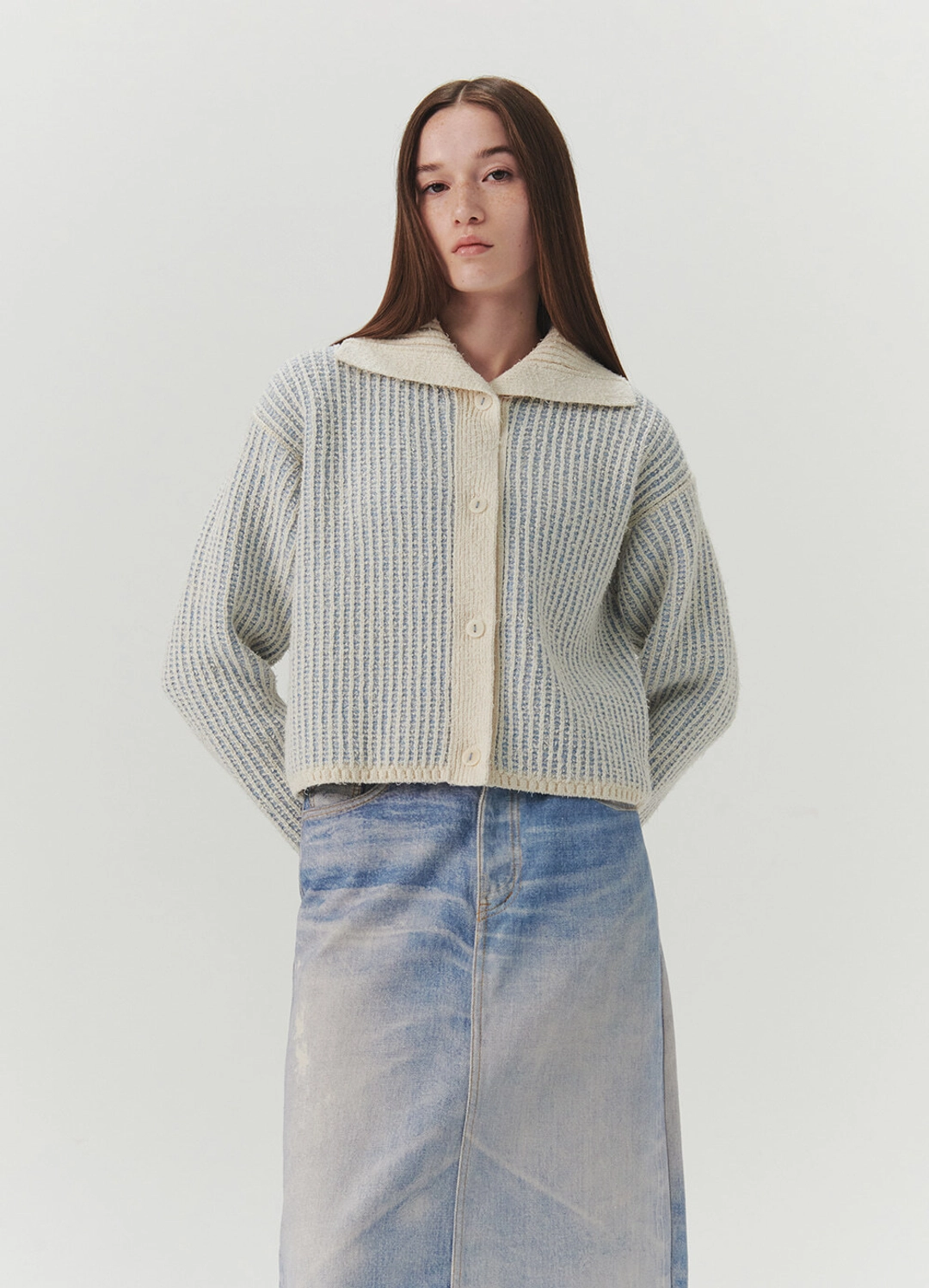 르바 Tucking Reversible Knit Cardigan - Light Blue 상품 이미지 2