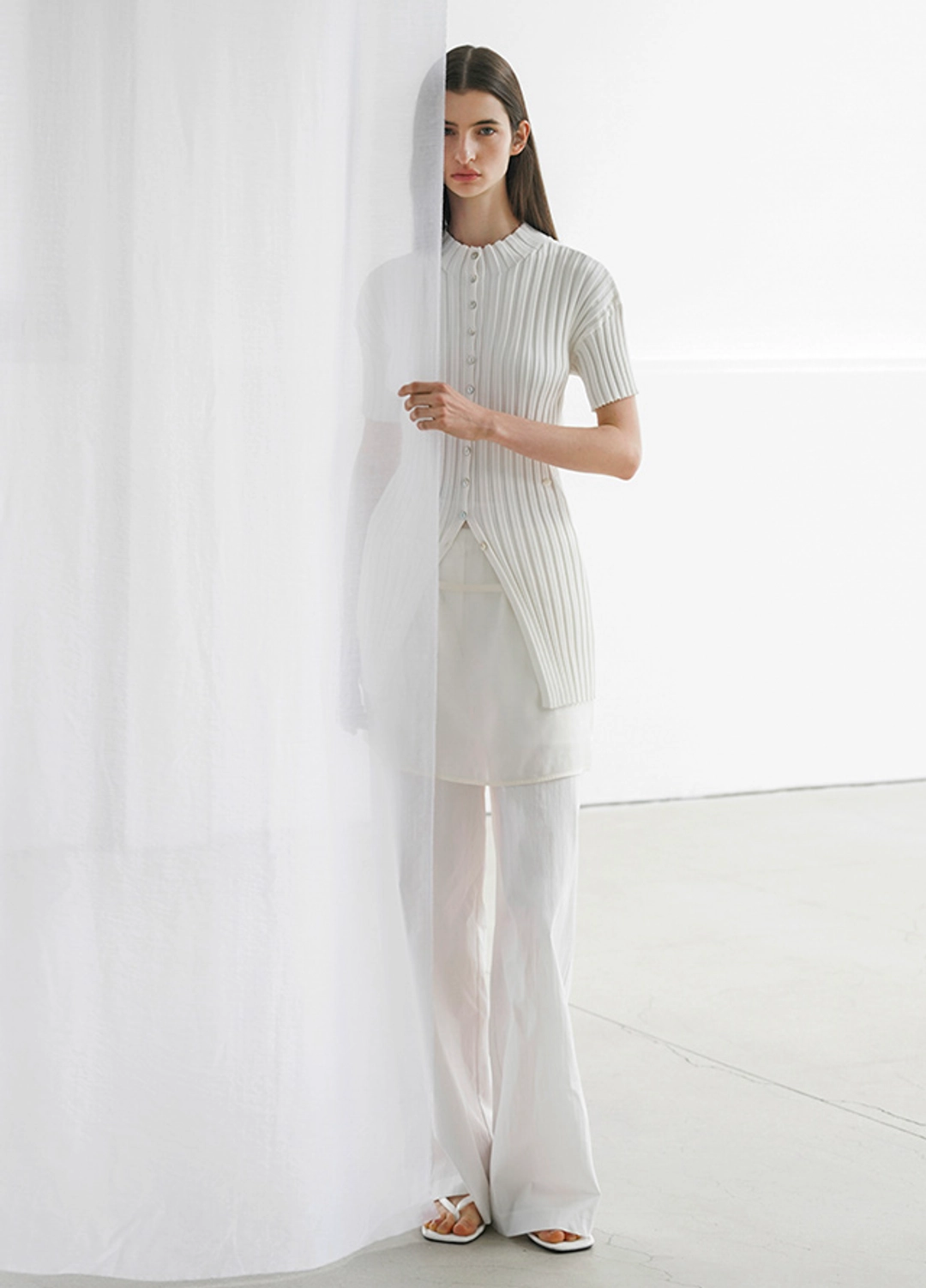 아뜰리에 나인 (CD-2209)PETTU HALF SLEEVE CARDIGAN 상품 이미지 3
