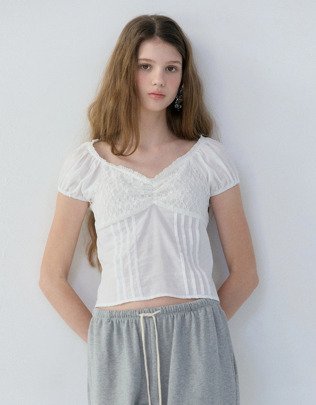 러브어스유 Floral Lace Blouse (Ivory) 상품 이미지 2