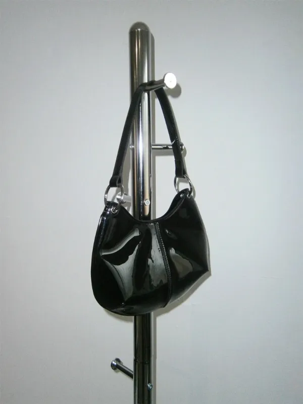 Round Mini Hobo Bag [Black]