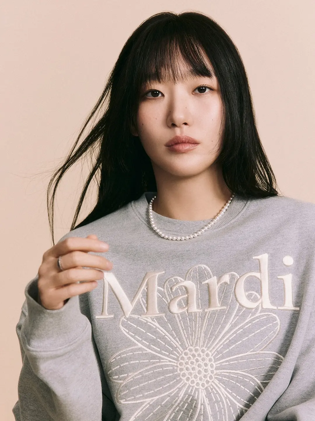마르디 메크르디 SWEATSHIRT FLOWERMARDI NEEDLEWORK_GREY CREAM 상품 이미지 1