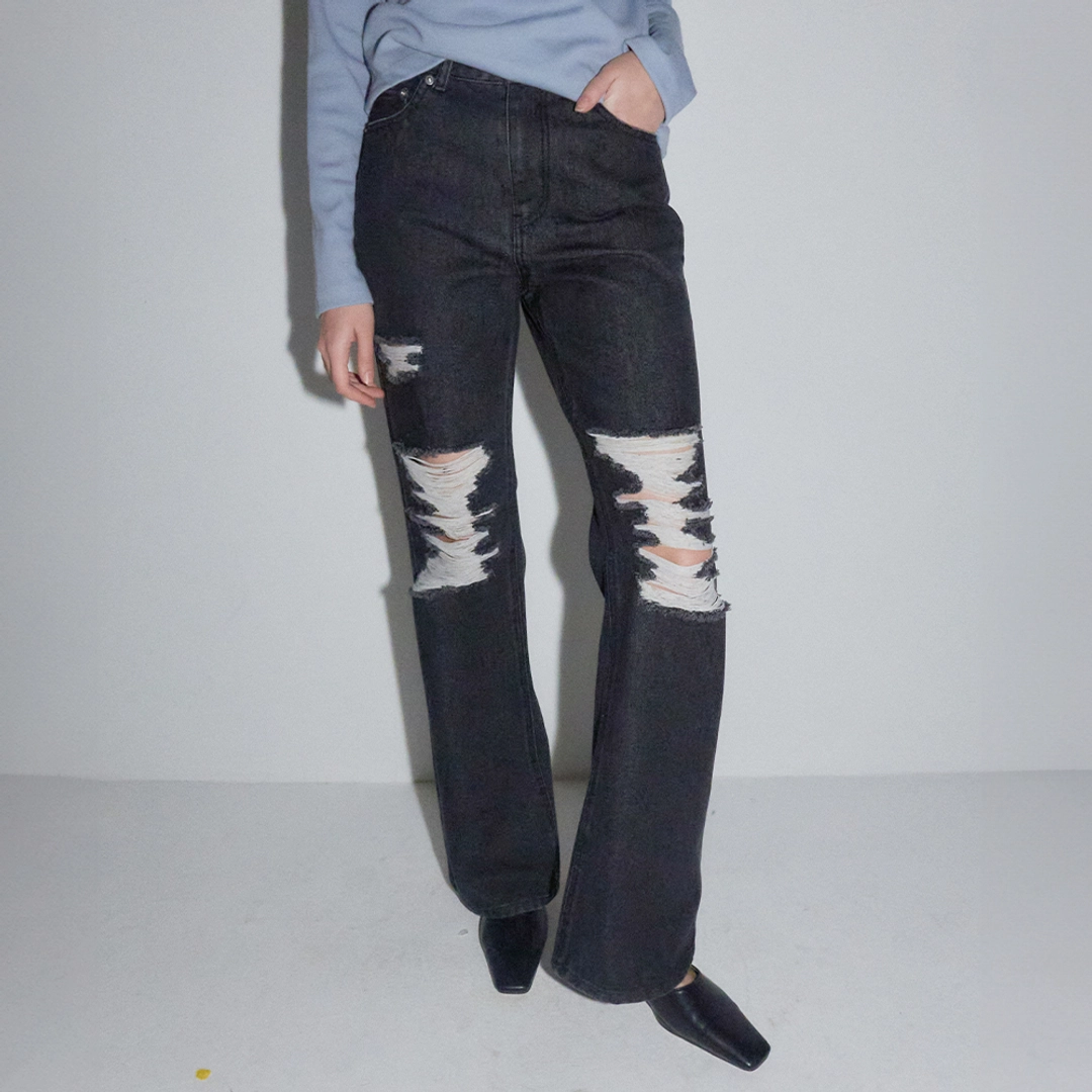 론론 DAMAGE BOOTSCUT DENIM PANTS BLACK 상품 이미지 1