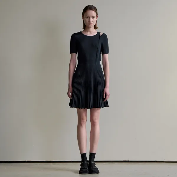 (OP-6170)GILI CUTOUT FLARE KNIT DRESS