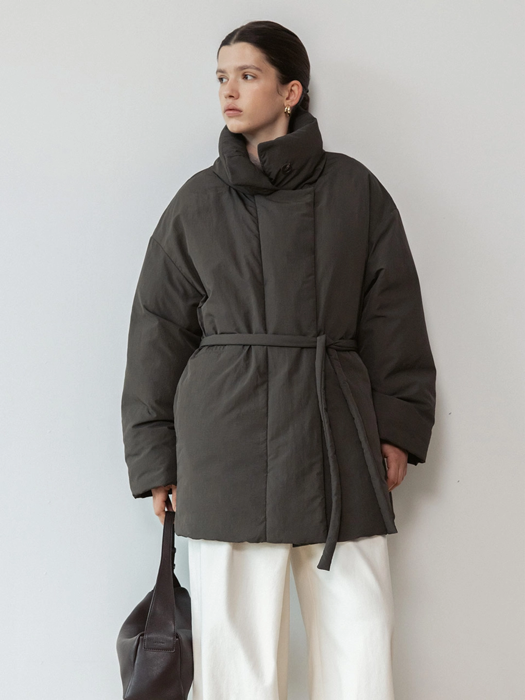 루에브르 High-neck Belted Down Coat SD5WM418_2color 상품 이미지 2