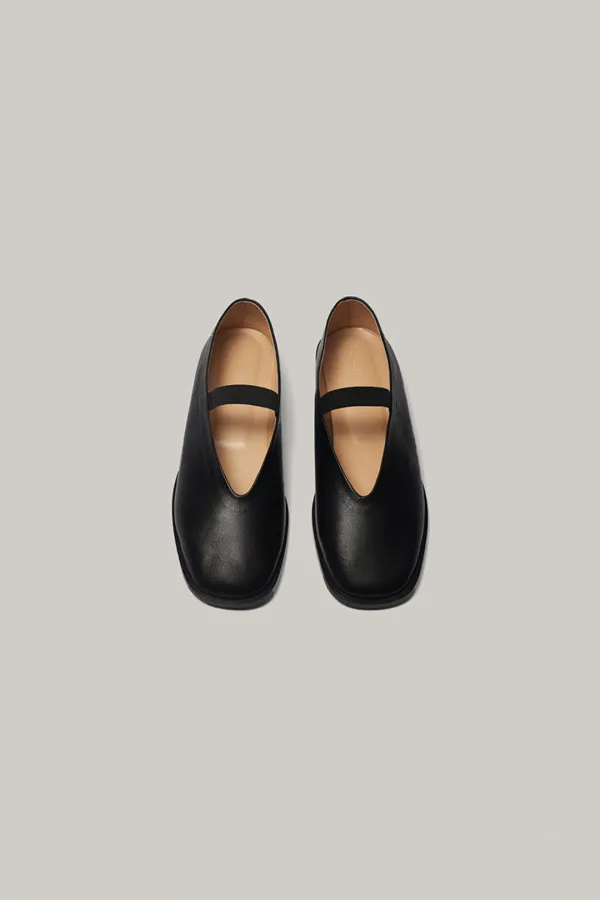 Tami Lambskin Flats