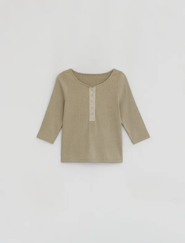 [1st REORDER] HENLEY NECK TOP [OLIVE]