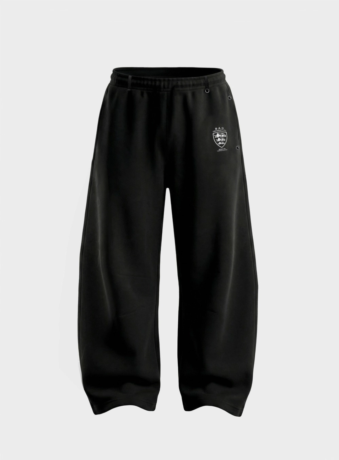 배드블러드 [w-pts26-061] Shield-M Semi-Curved Fit Joggers - Black 상품 이미지 1