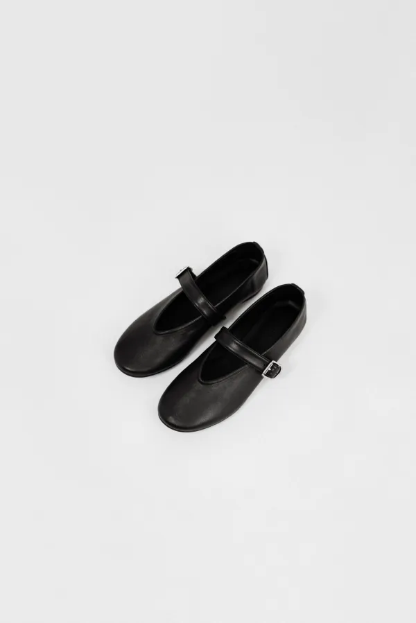 35328_Black Ballerina Flats
