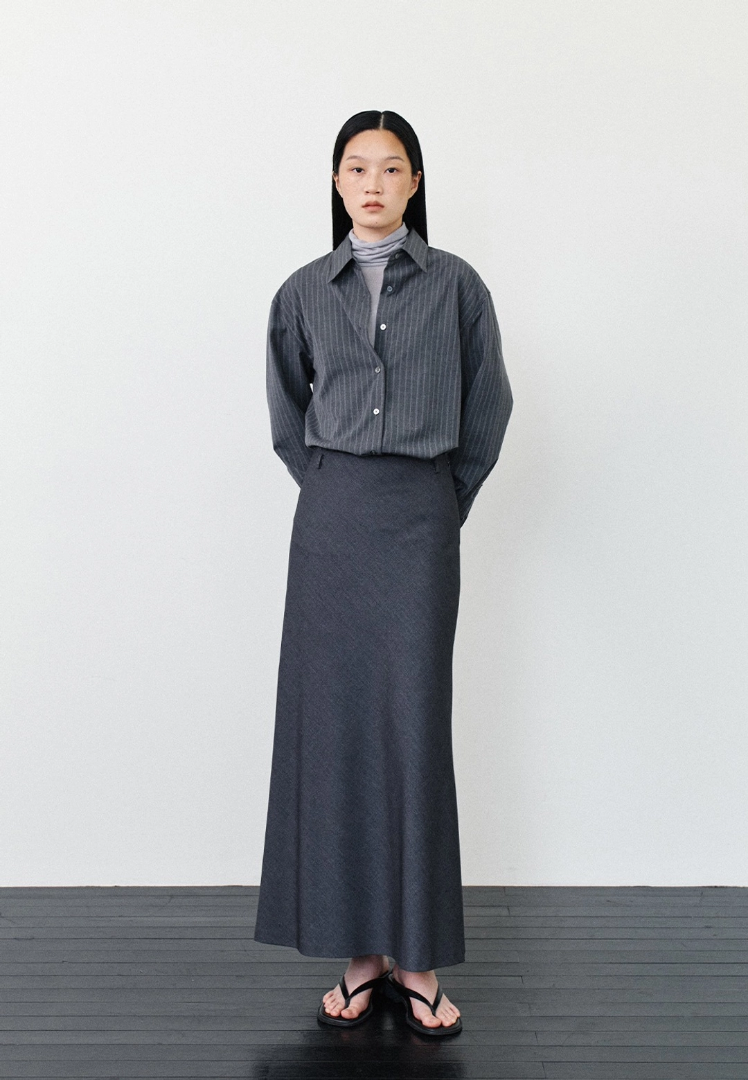 노티아 FLARE MAXI SKIRT - GRAY 상품 이미지 2