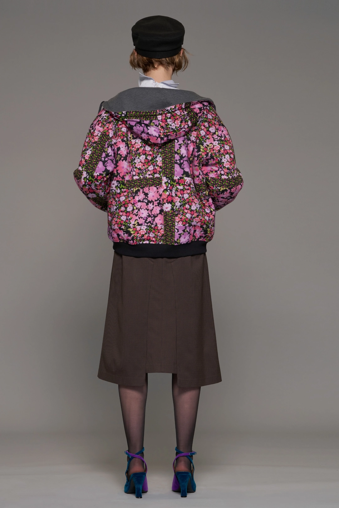 푸쉬버튼 FW26 GRAY REVERSIBLE FLORAL HOOD ZIP-UP 상품 이미지 3