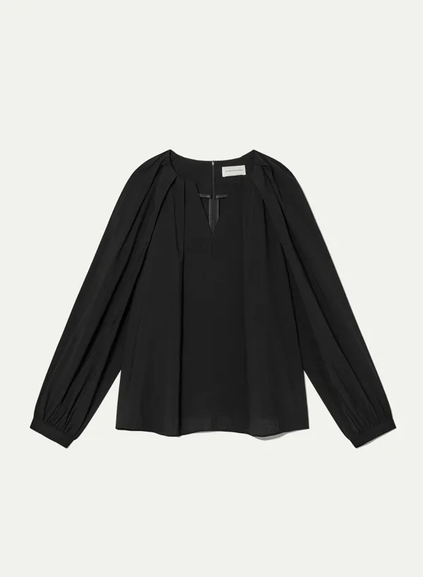 Scabra Blouse Black