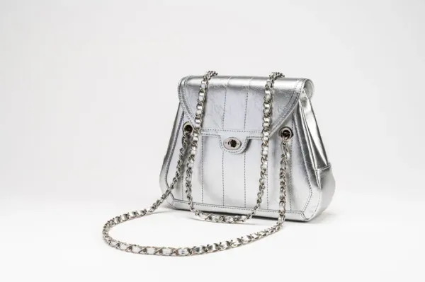 Owl-ro bag gloss silver [12시 이전 결제 시 바로배송]