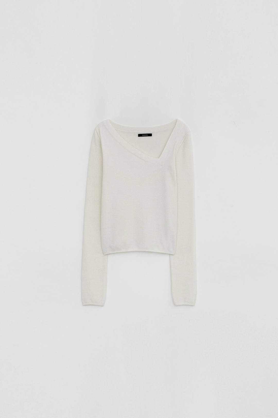 다이애그널 PLUFFY UNBALANCE KNIT 상품 이미지 3