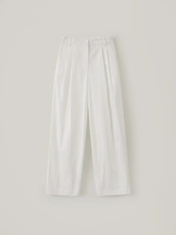 Port Wide Tuck Pants - White