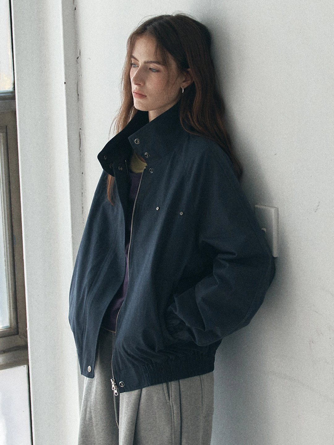 노운베러 Dusty cotton blouson jumper [KNFW06JP01]_Charcoal 상품 이미지 1
