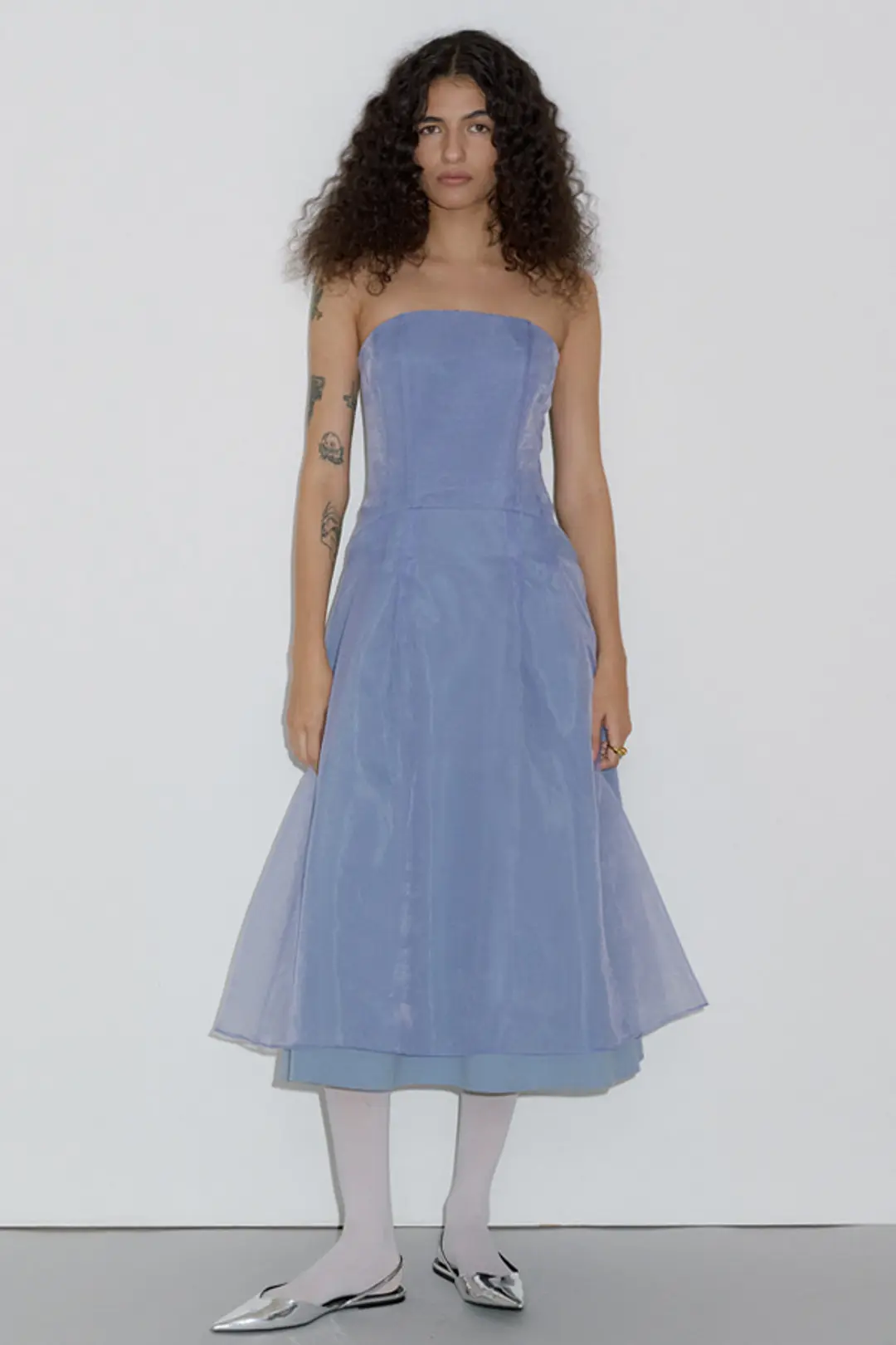 오버듀플레어 TUBE TOP ORGANZA DRESS_PALE BLUE 상품 이미지 2
