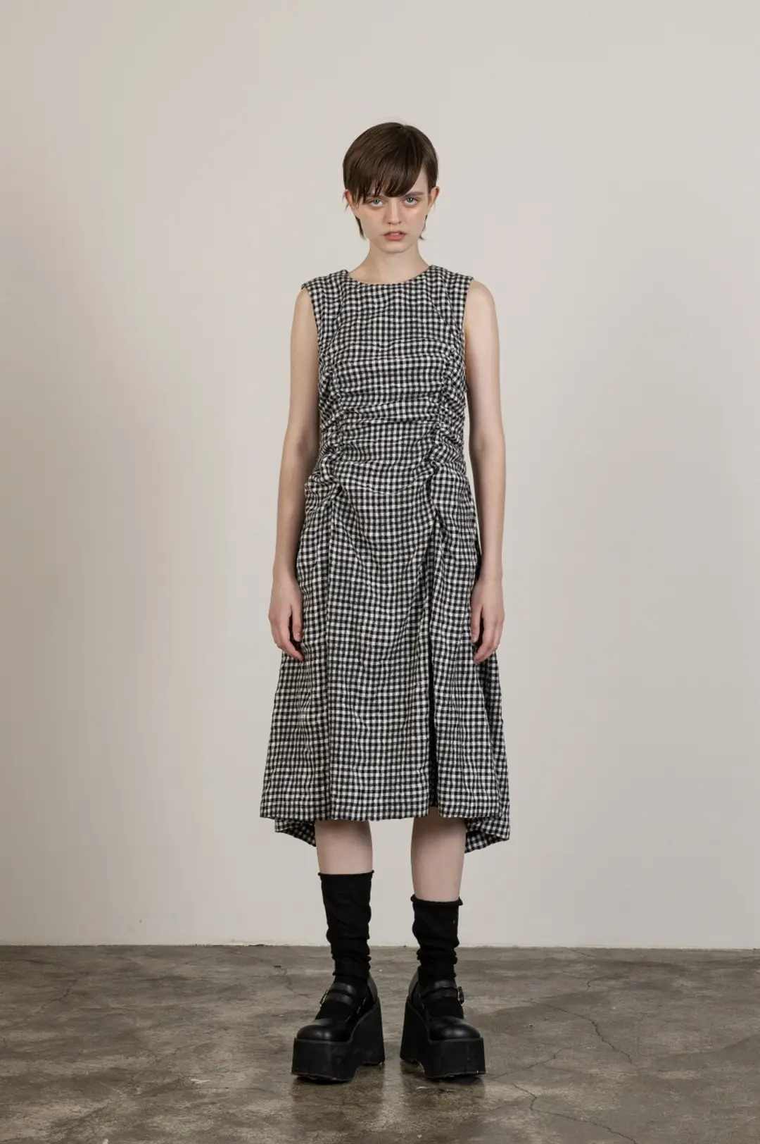 비뮈에트 SIDE SHIRRING DETAIL DRESS 상품 이미지 2