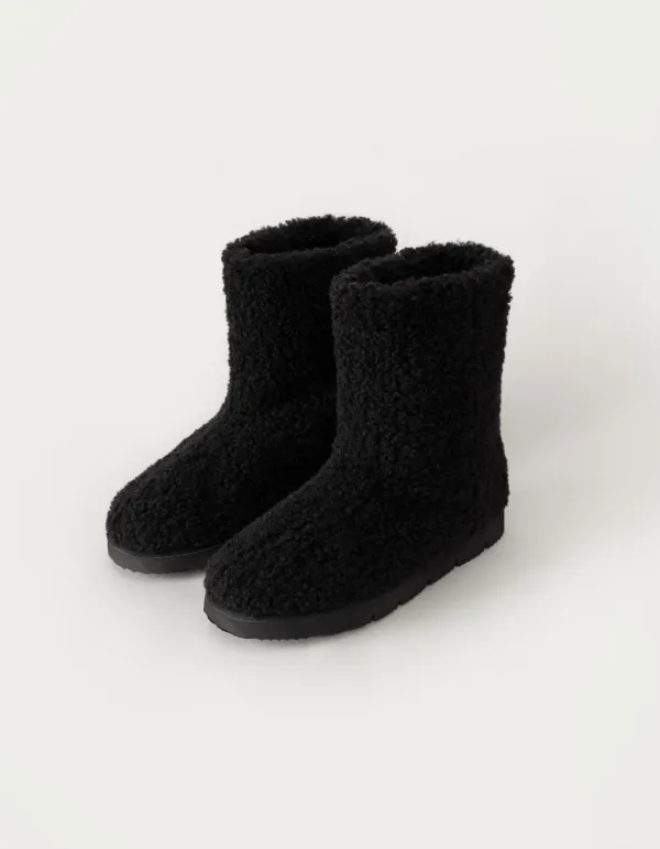 Fur Boots - Black