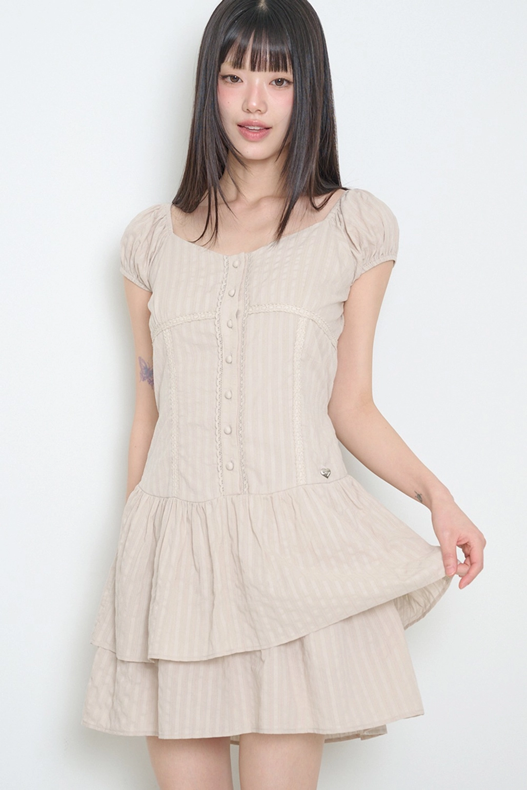 일리고 퍼프 프릴 원피스 베이지 상품 이미지 1
