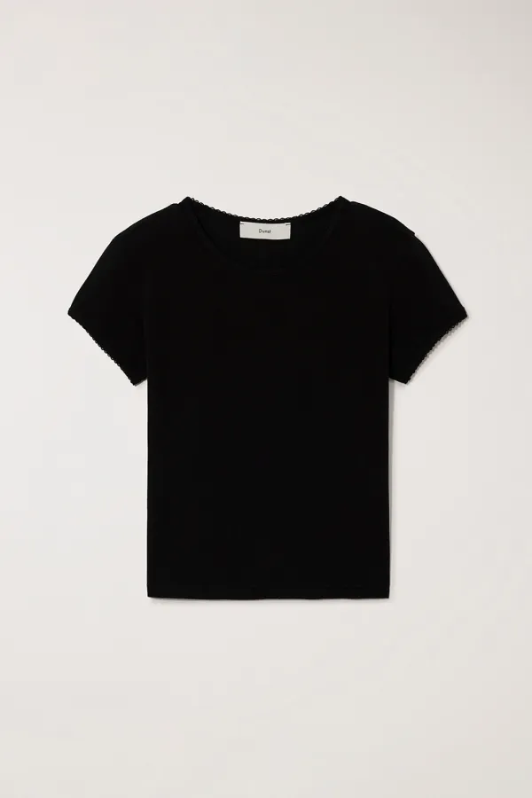 ESSENTIAL SLIM-FIT CROCHET TOP BLACK