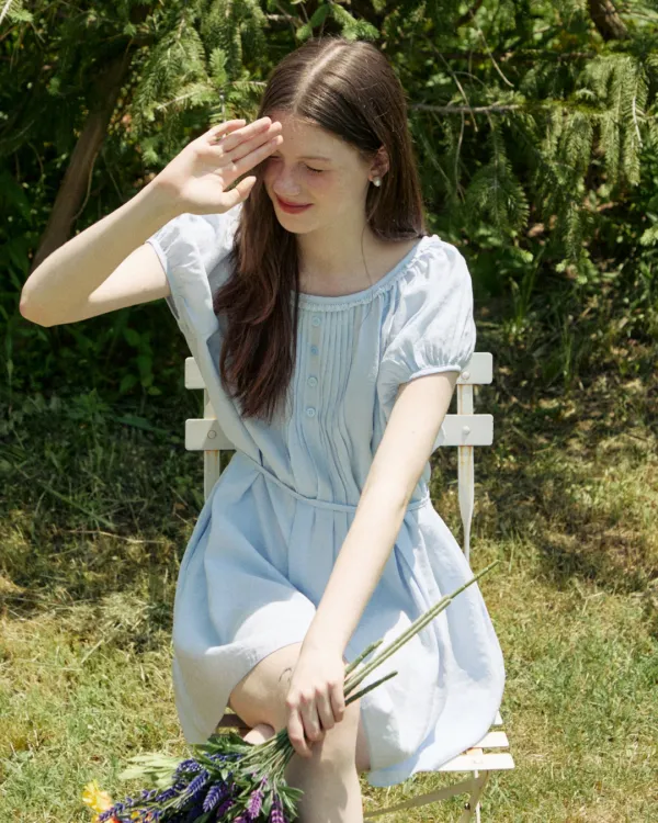 Front pintuck vintage lace mini dress - blue