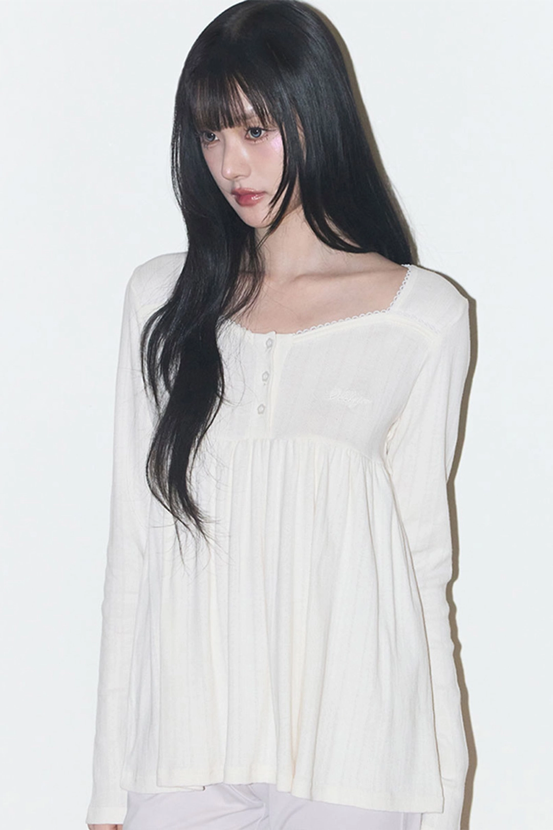 일리고 플레어 셔링 롱슬리브 크림 상품 이미지 3