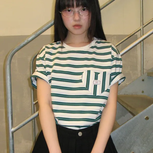 MULTI STRIPE HEART POCKET BASIC FIT T SHIRT DEEP GREEN